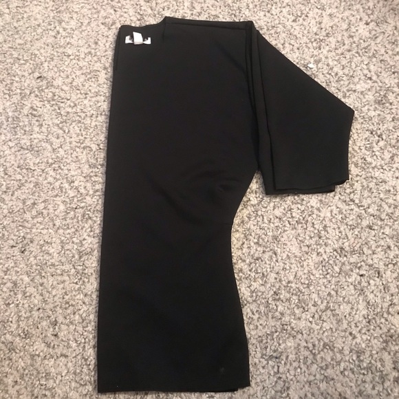 Cute top - Picture 2 of 3